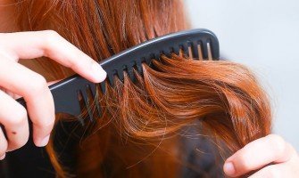 How to Comb Curly Hair
